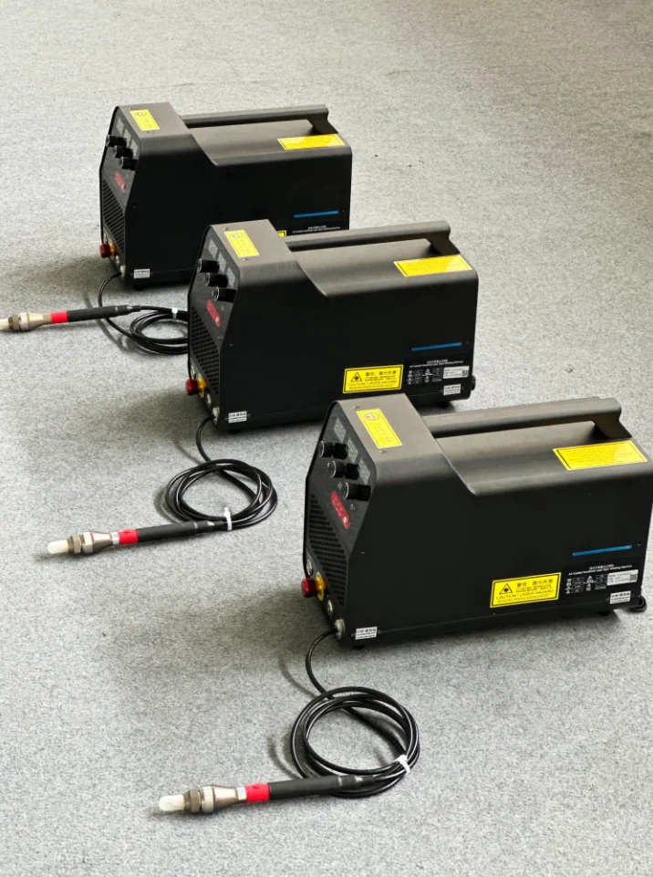 Automatic Portable 1200W Laser Welder Hand Held Cheapest Laser Welding Machine Portable