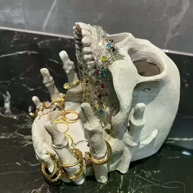 

Креативная коробка для хранения ювелирных изделий в виде черепа, готическое украшение на Хэллоуин, настольный ящик для хранения из смолы, художественный аксессуар для домашнего декора