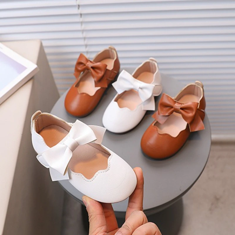 

New Leather Shoes Fashion Simple Versatile Girls Shoe Flat Non Slip Soft Soled Child Shoes Retro Daily Elegant Princess Shoe