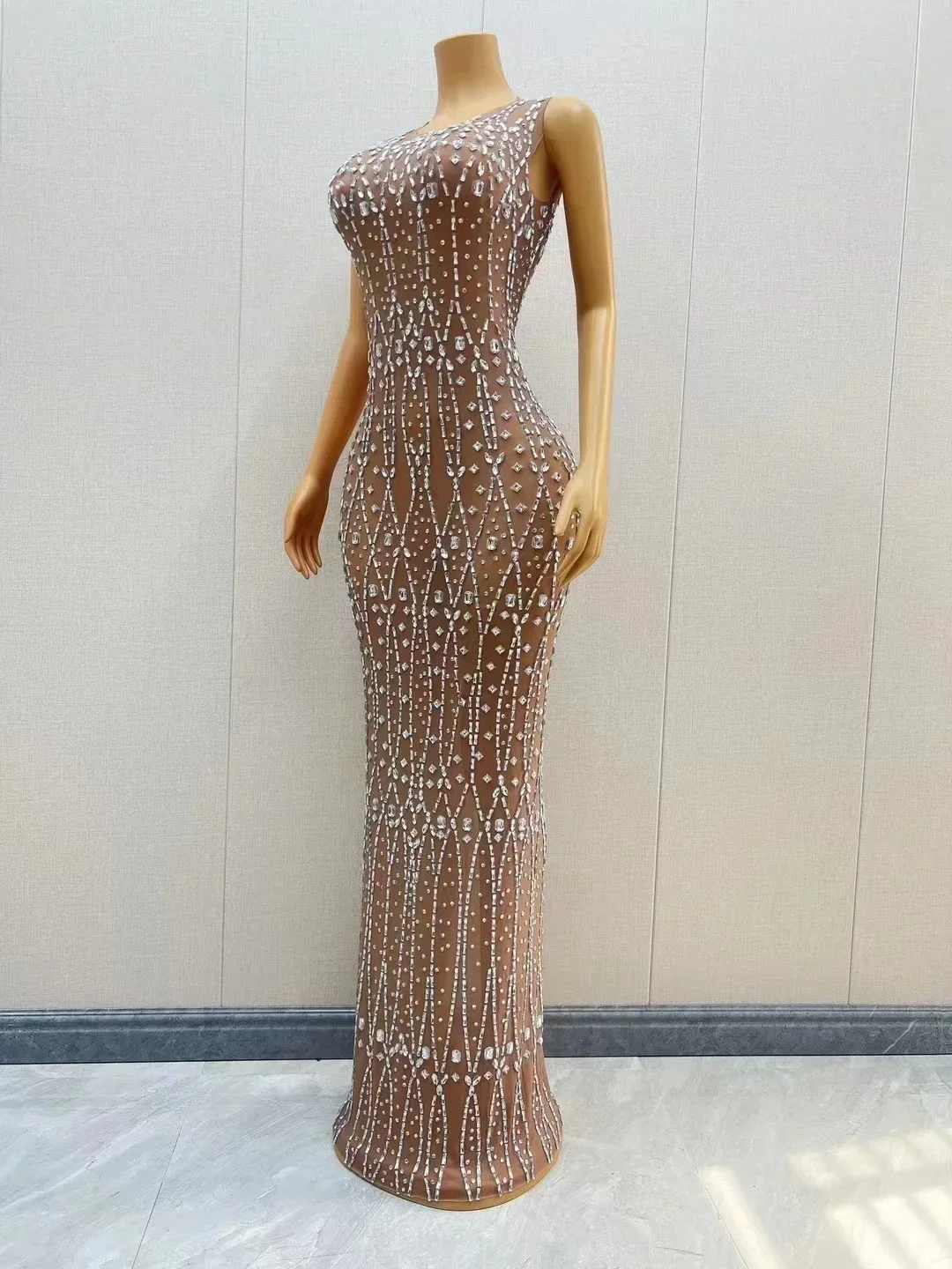 Sparkly Strass Transparent Mesh Ärmelloses Maxi Kleid Frauen Luxus Geburtstag Abend Party Laufsteg Kleid Sänger Bühne Kostüm