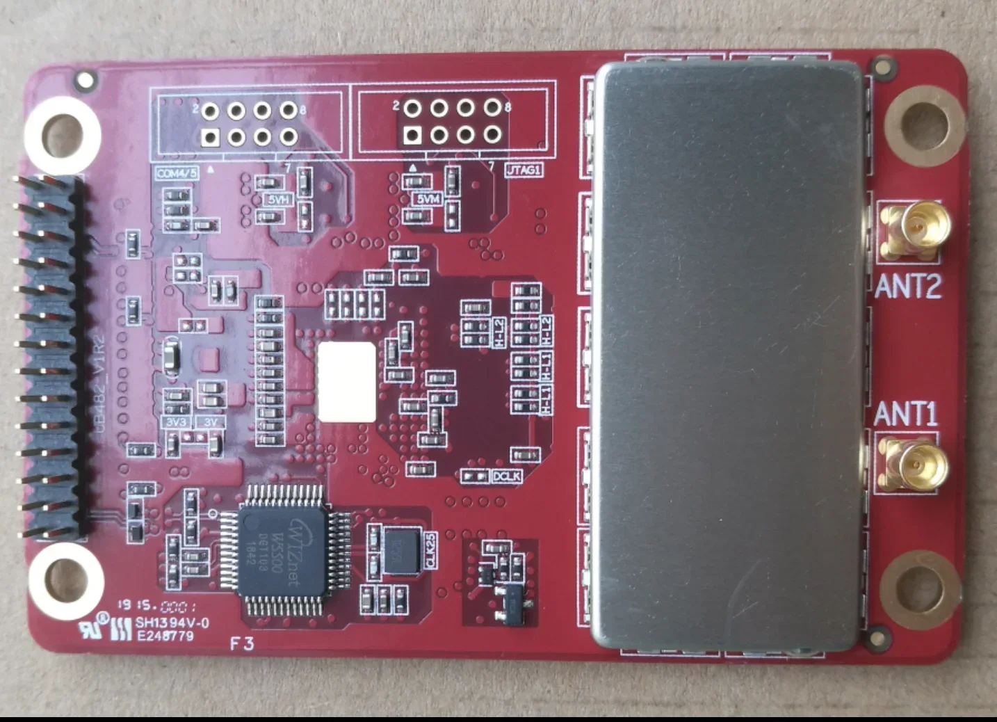 UB482 /UM482/UM4B0 и плата позиционирования и ориентации CoreStar GNSS Четырехсистемная плата полночастотного позиционирования