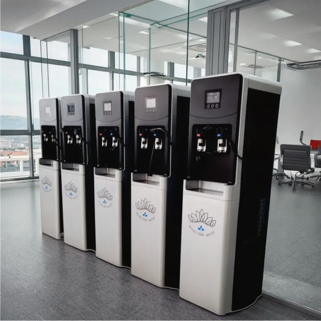 

Hot Sale Office Water Dispenser Battery-Powered Atmospheric Water Generator for Cars and RVs Plastic Desktop Installation
