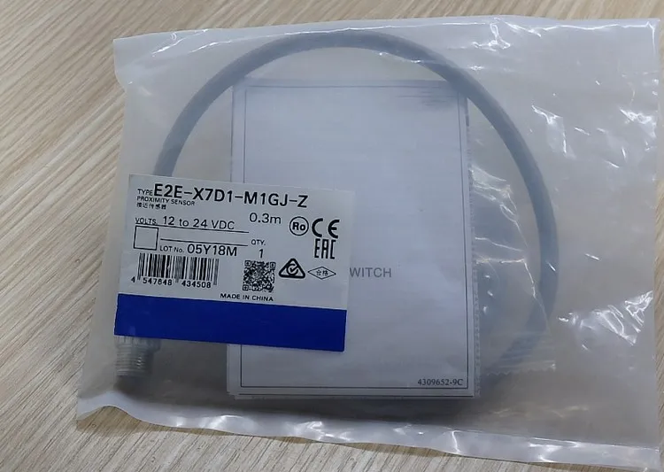 

New Original E2E-X3D1-M1GJ-Z E2E-X7D1-M1GJ-Z E2E-X14MD1-M1GJ-Z Proximity Switch Sensor