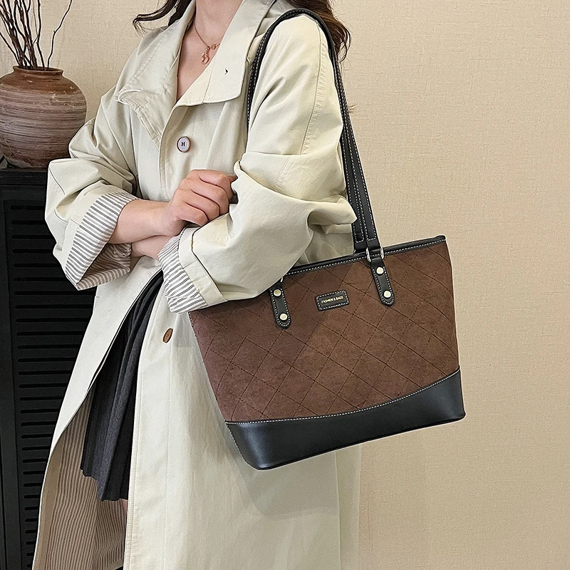 

Женская роскошная кожаная модельерская классическая сумка через плечо Элегантная сумка через плечо для современной повседневной жизни