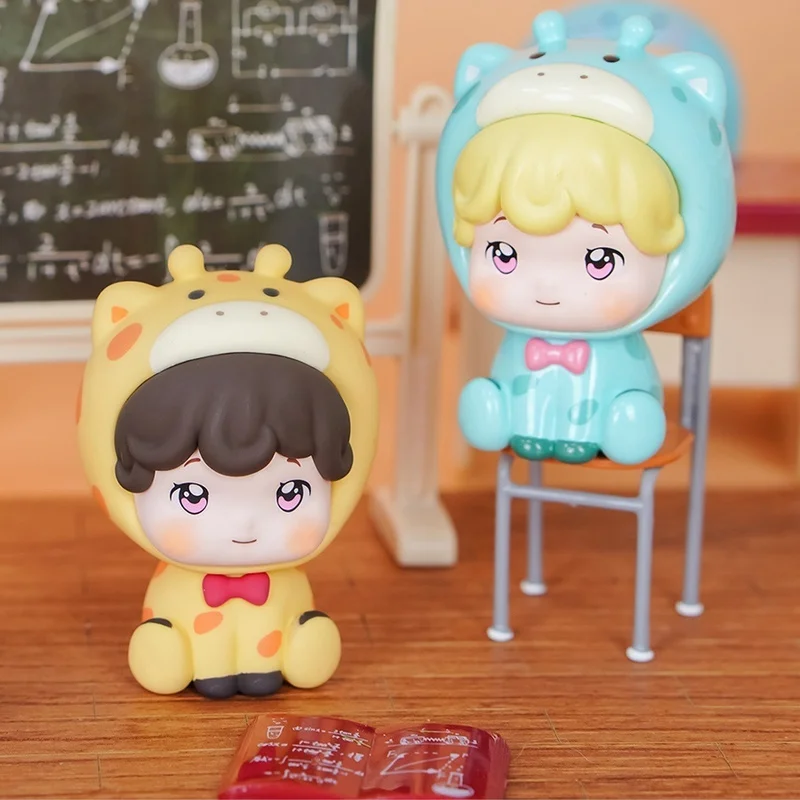 Annabel Lovely Seria Przedszkolaków Urocze Mini Ręcznie Robione Figurki w Zawartościach Niespodziankowych Blind Boxy Urocze Ozdoby na Biurko Zestaw Prezentowy z Zabawkami Niespodziankami