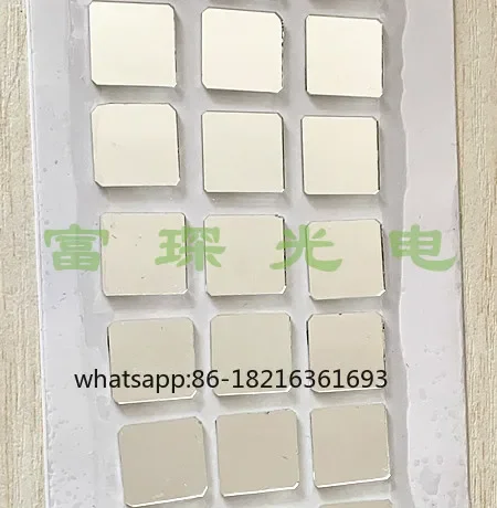 

Фильтр Лонгпроход 790нм 15*15*1,1мм