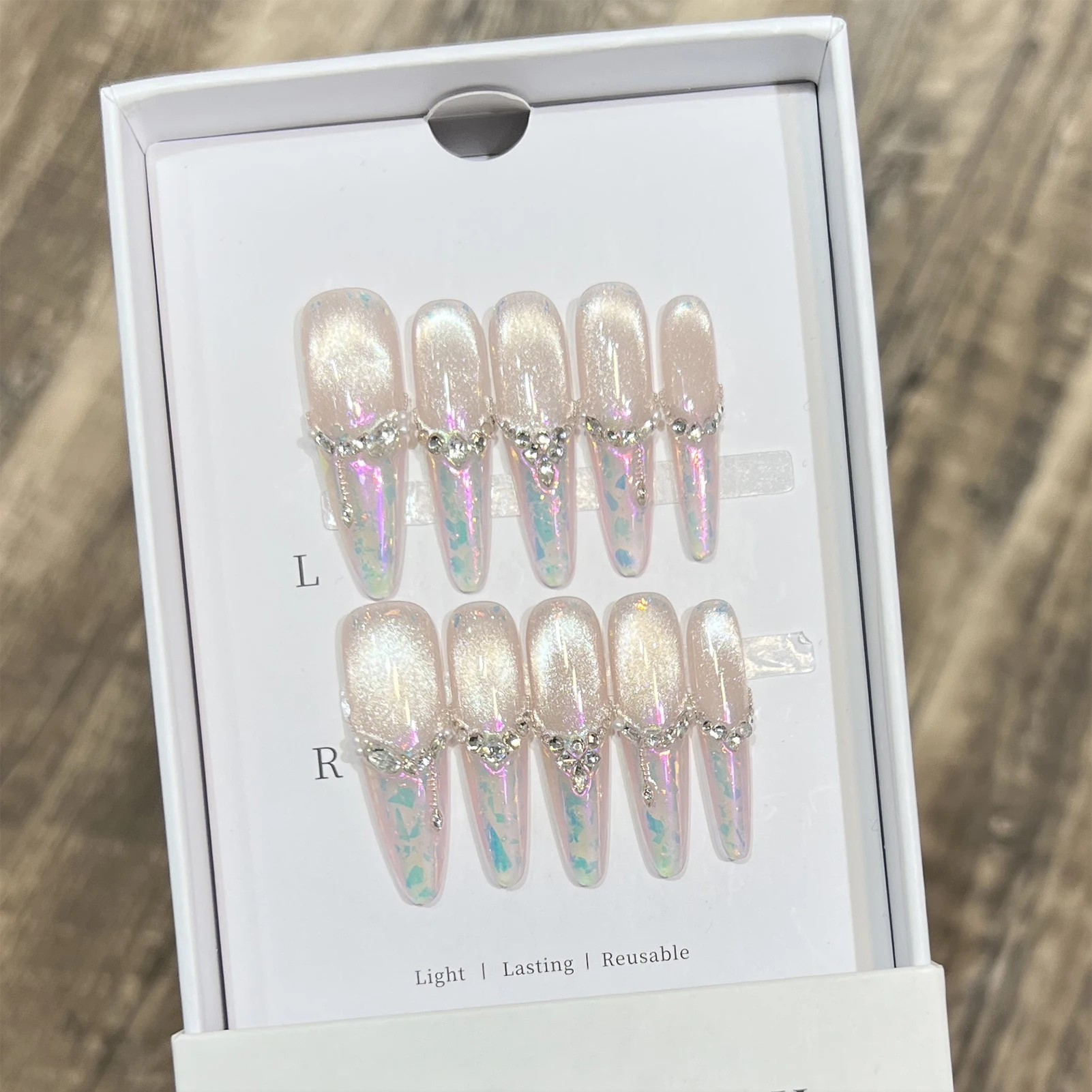 اضغط على الأظافر 10 قطعة مانيكير فرنسي خيالي أرجواني مع قزحي الألوان احباط بريق عين القط لتقوم بها بنفسك الأظافر وهمية للنساء حفل زفاف