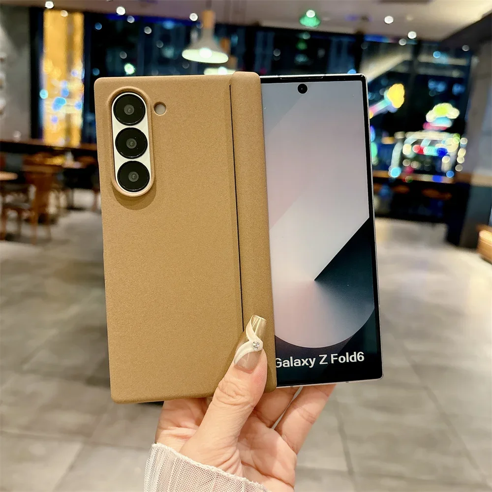حافظة هاتف فاخرة بلون سادة لهاتف سامسونج جالاكسي Z Fold 7 6 5 محور مفصلي مقاوم للصدمات غلاف صلب للكمبيوتر الشخصي (الغطاء الخلفي فقط)