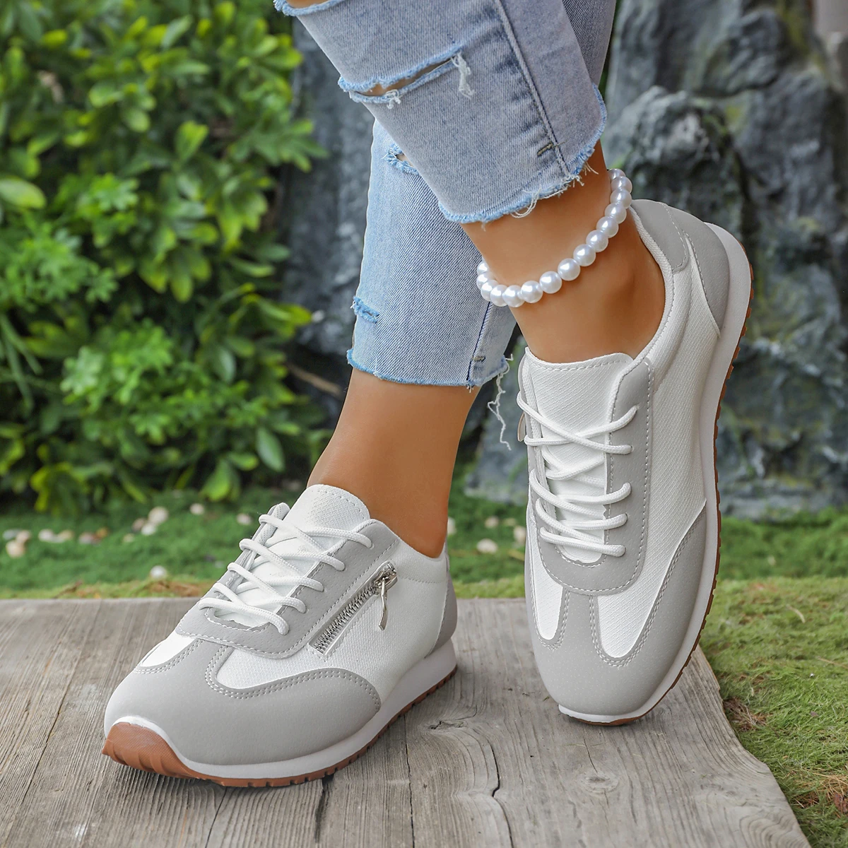 

*Spring Autumn New Round Thick Toe Comfortable Casual Sports Shoes Fashionable Lace Up Hot Selling Vulcanized Shoes for Women