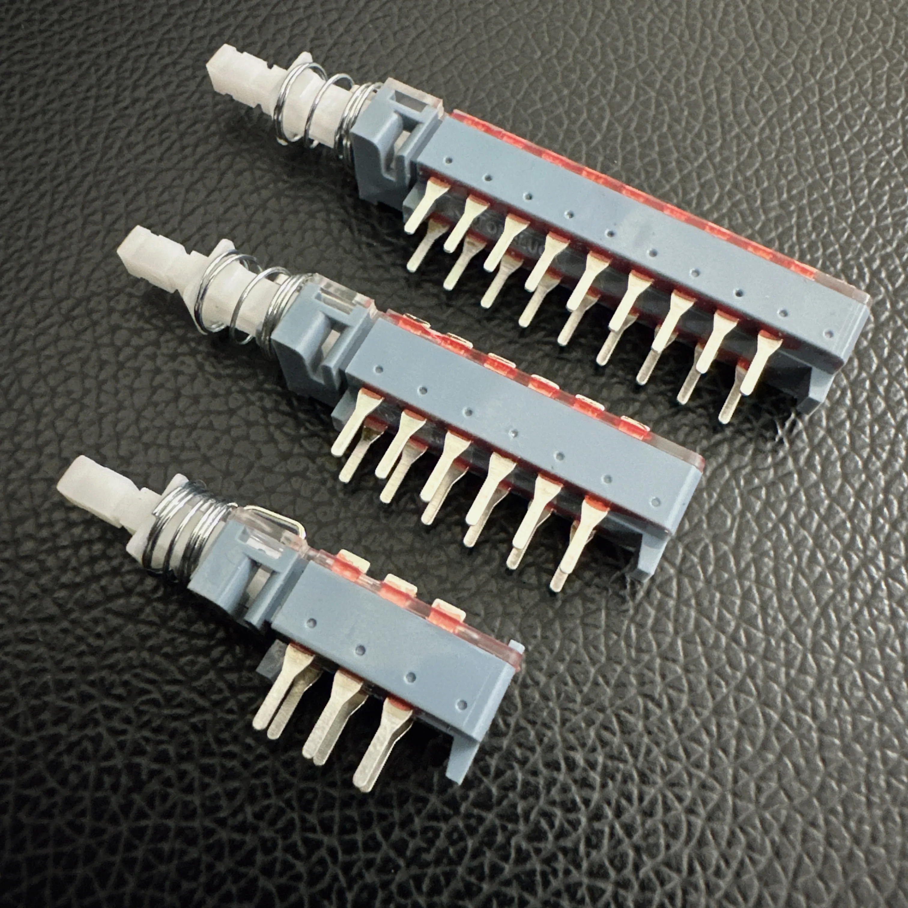 Key self-elastic self-locking switch 2X3 feet 2X6 feet 2X9 feet power amplifier electronic equipment key multi-channel button