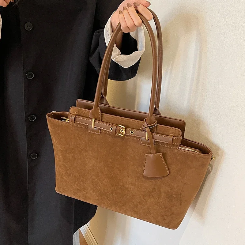 

LEFTSIDE Retro Design Fashion Women Big Handbag 2023 Winter Leather Solid Color Underarm Bags Female Shoulder Bags Bolsas