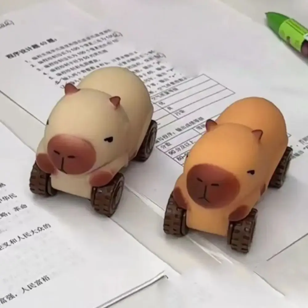 Dehnbares Auto-Capybara-Squeeze-Spielzeug mit Rad, hohe Elastizität, Capybara-Zappelspielzeug, weiches Kneten, niedliches Pinch-Spielzeug, praktische Witze