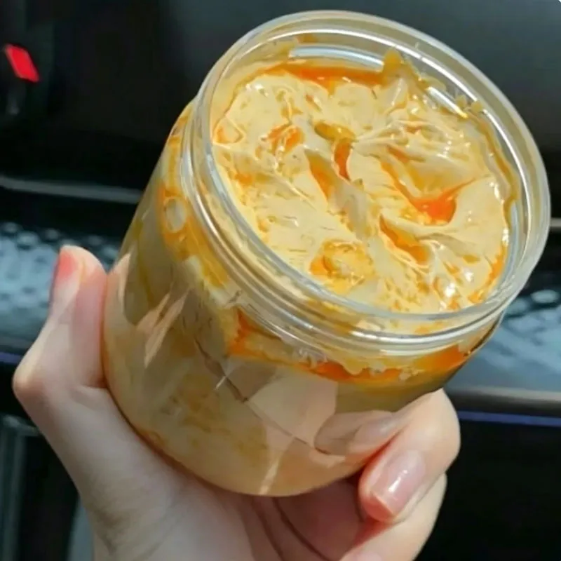 

Kem Body Cốt Thái Rỉ Dầu Vàng Nắp Hồng 250gram dưỡng trắng mịn da, chống lão hóa, mềm mịn da