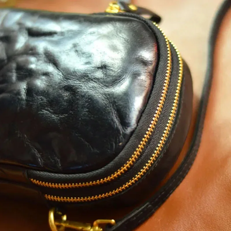 

AETOO Original retro new men's bag College style mobile phone crossbody large capacity soft leather single-shoulder hand-made co