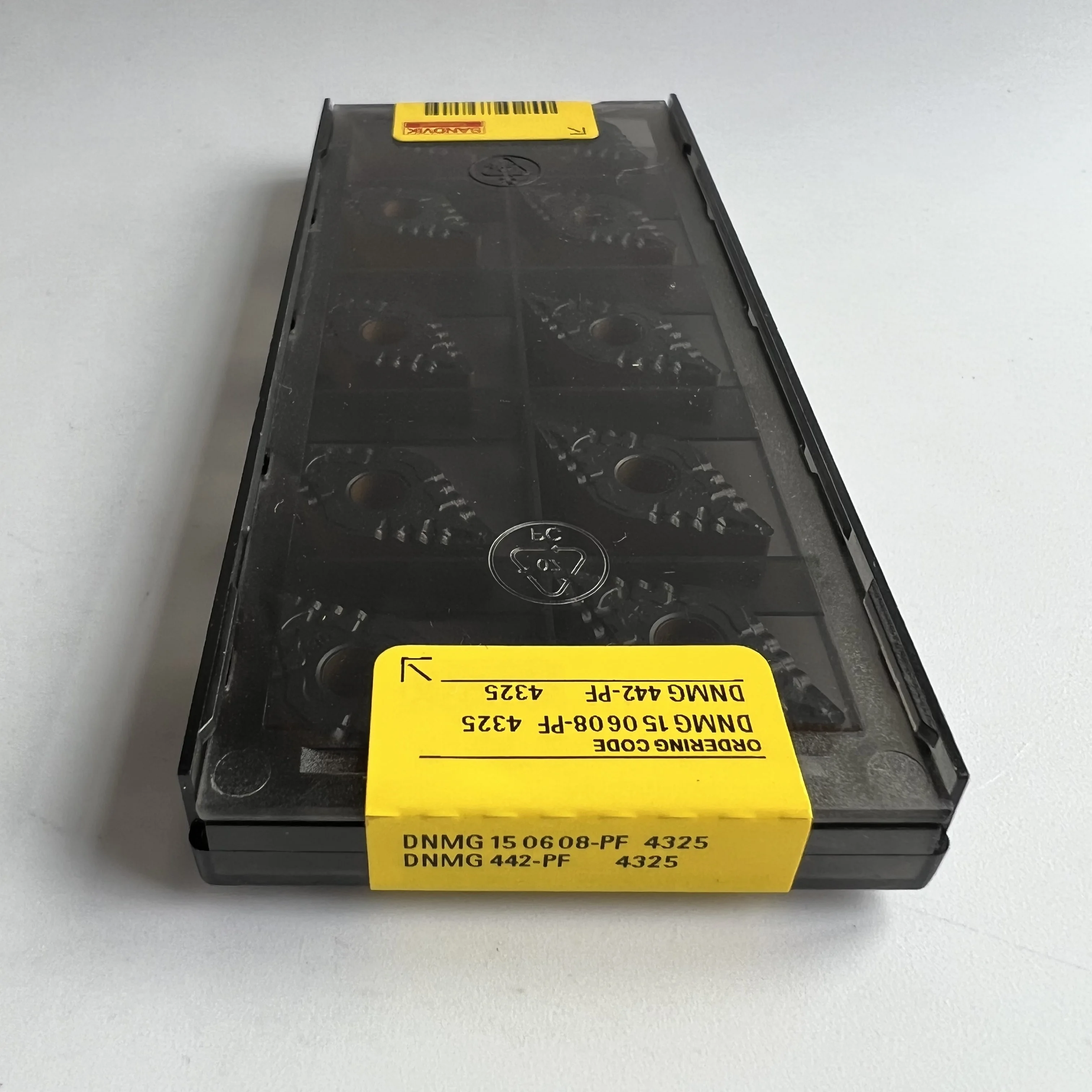 

DNMG150608-PF 4325 CNC BLADE