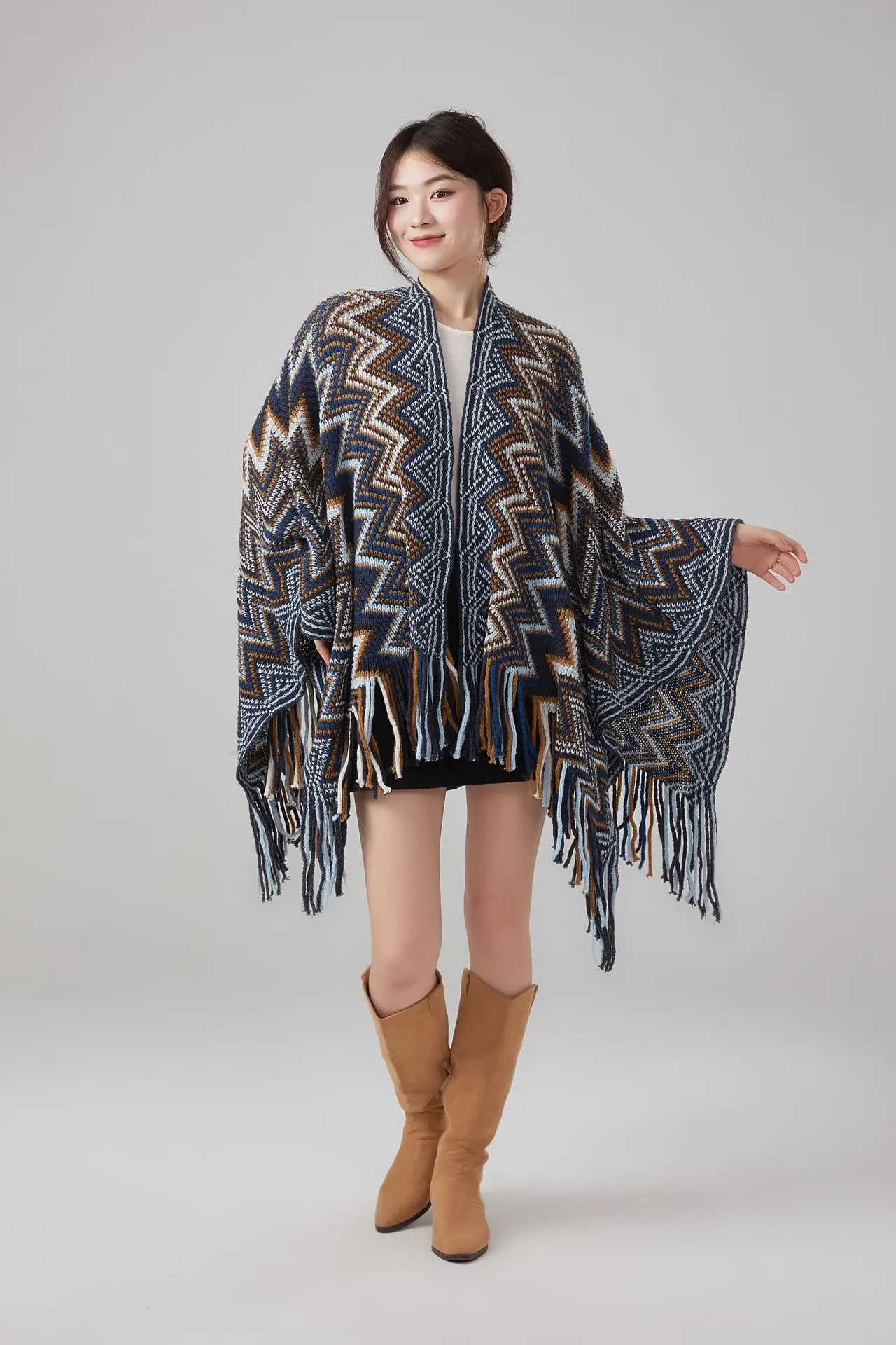 الخريف/الشتاء جديد وصول العرقية نمط وشاح المرأة ملابس خارجية عادية الرجعية السفر متماسكة شرابة كيب عباءة المعطف هدية P3