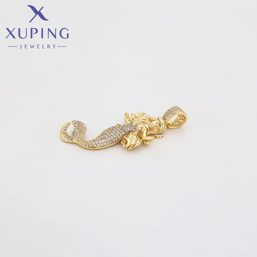 Xuping Jewelry Fish Pendant Beauty Charm Pendant Necklace of Light Gold Color for Wome Ladies Party Gift X000844658