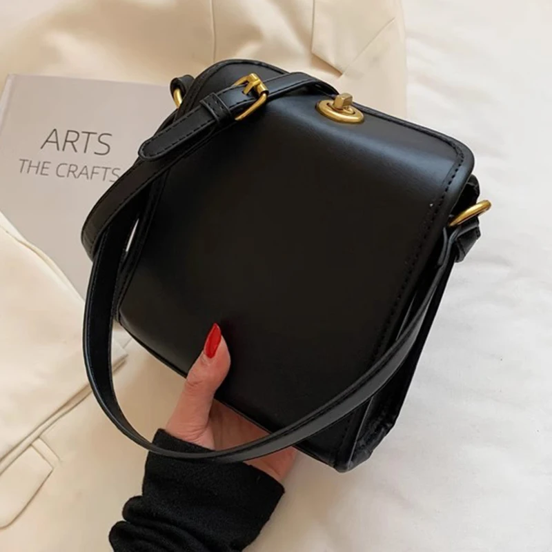 Luxury Design Bag Retro Women Handbag Ins Fashion Women Crossbbody Bag Casual Female Bag