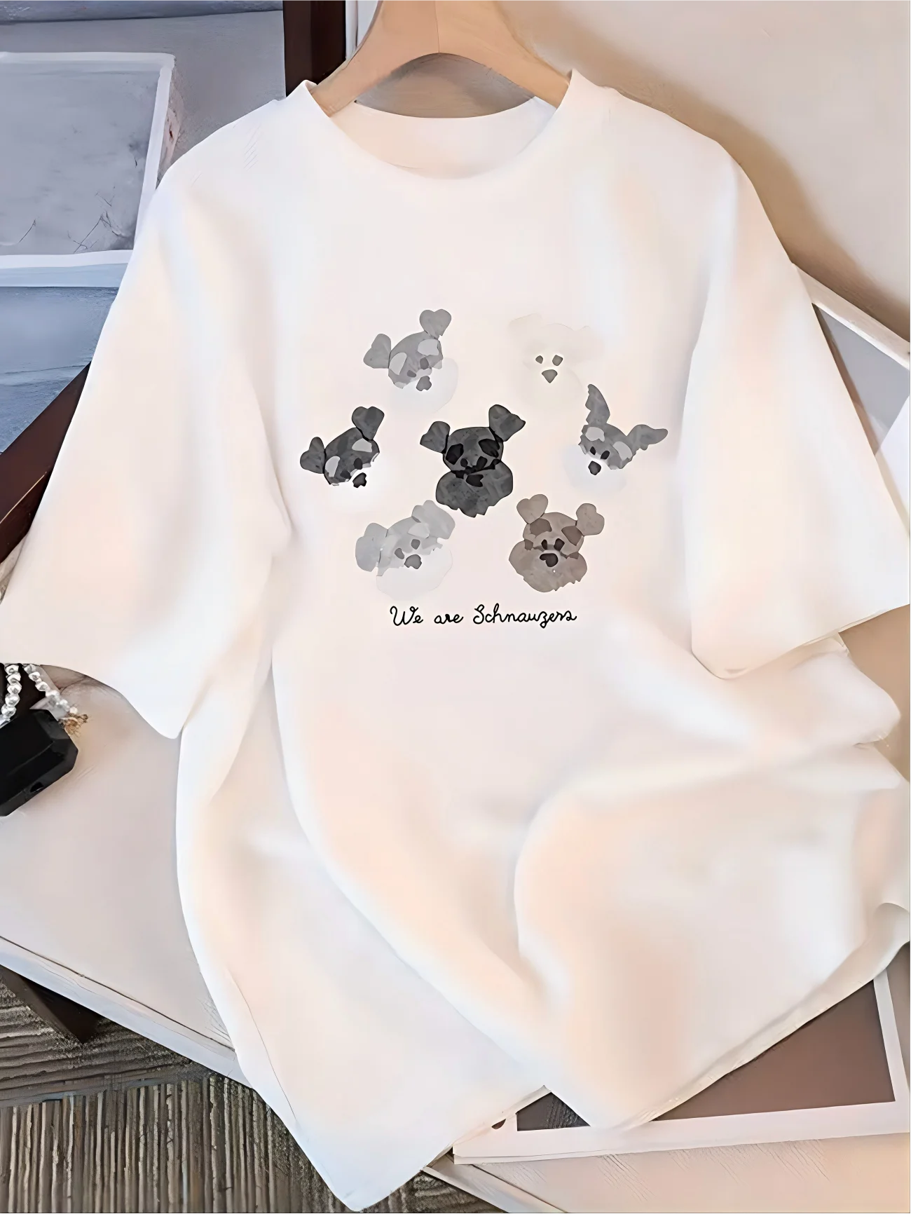 Vintage Hundemotiv T-Shirt Damen Lässiges Kurzarm-Oberteil Schnauzer Grafik-T-Shirt Sommer Locker Sitzend Streetwear Unisex T-Shirt – Detail 2