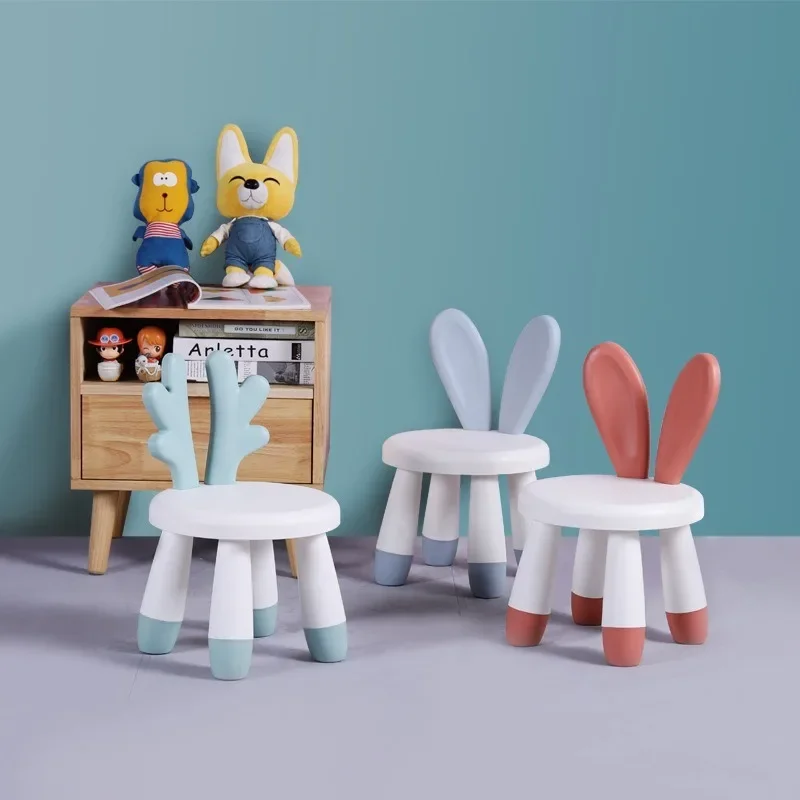 Taburete infantil Cute Rabbit: muebles de interior con diseño agradable para mascotas