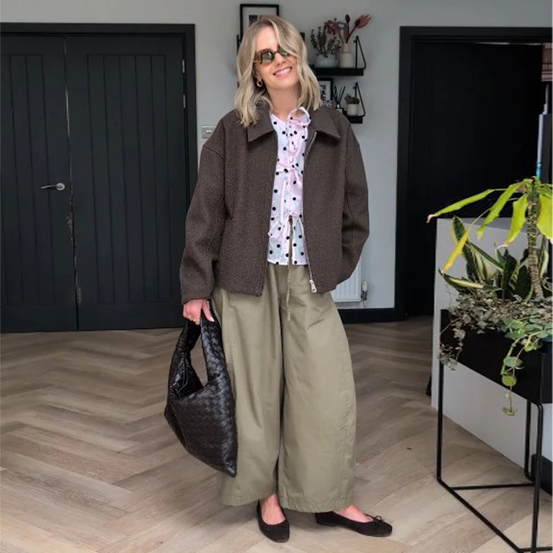 Übergroße Kurze Wolljacken für Damen mit Revers, Langen Ärmeln, Reißverschlusstaschen, Einfarbig, Locker Geschnitten, Schicke Herbst-Neuheiten Oberbekleidung – Detail 12