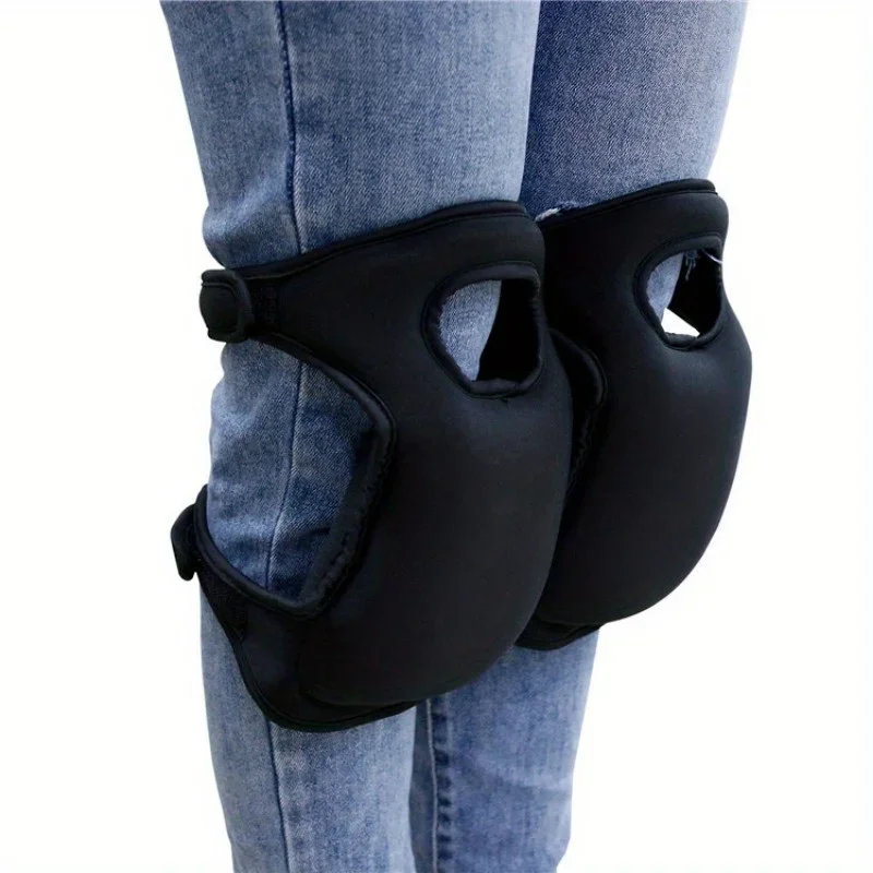 A pair of outdoor garden knee pads, kneeling pads, garden trim knee pads, scratch resistant knee pads