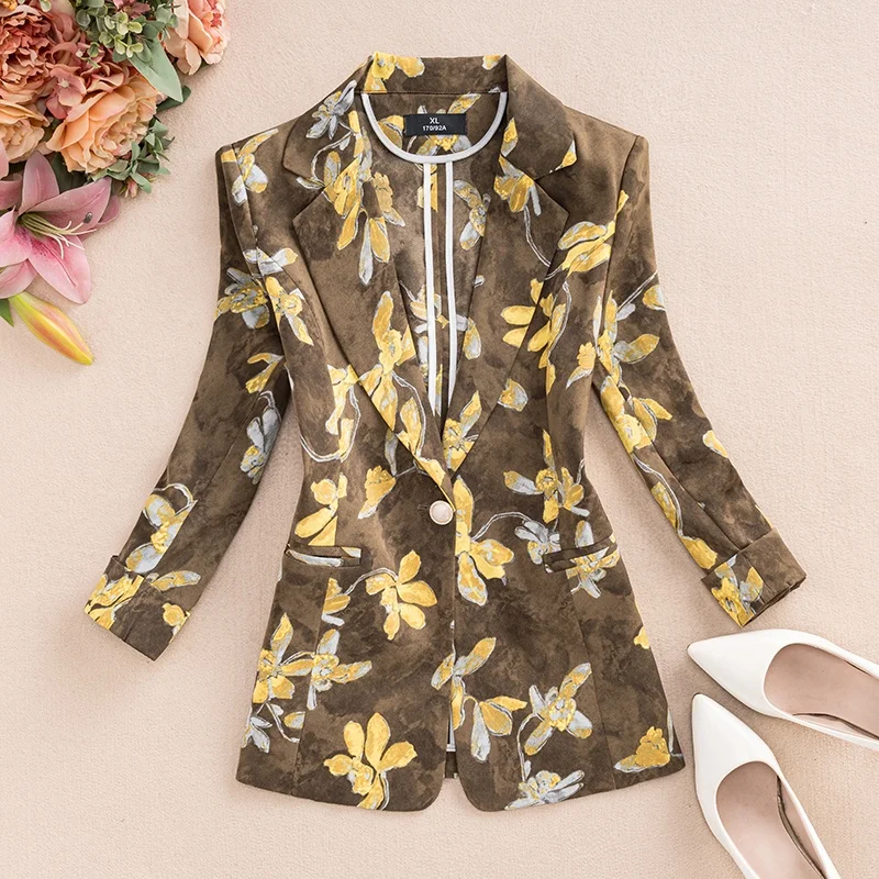 

Модный женский топ с принтом, укороченный (7/8), приталенный, молодежный, больших размеров, с эффектом утяжки на талии, новинка лета