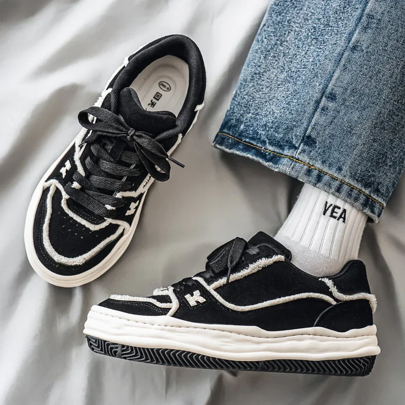 

DAWSRi Men’s Casual Sneakers – Stylish Black and Olive Colorway with Soft Cushioned Footbed for All-Day Comfort