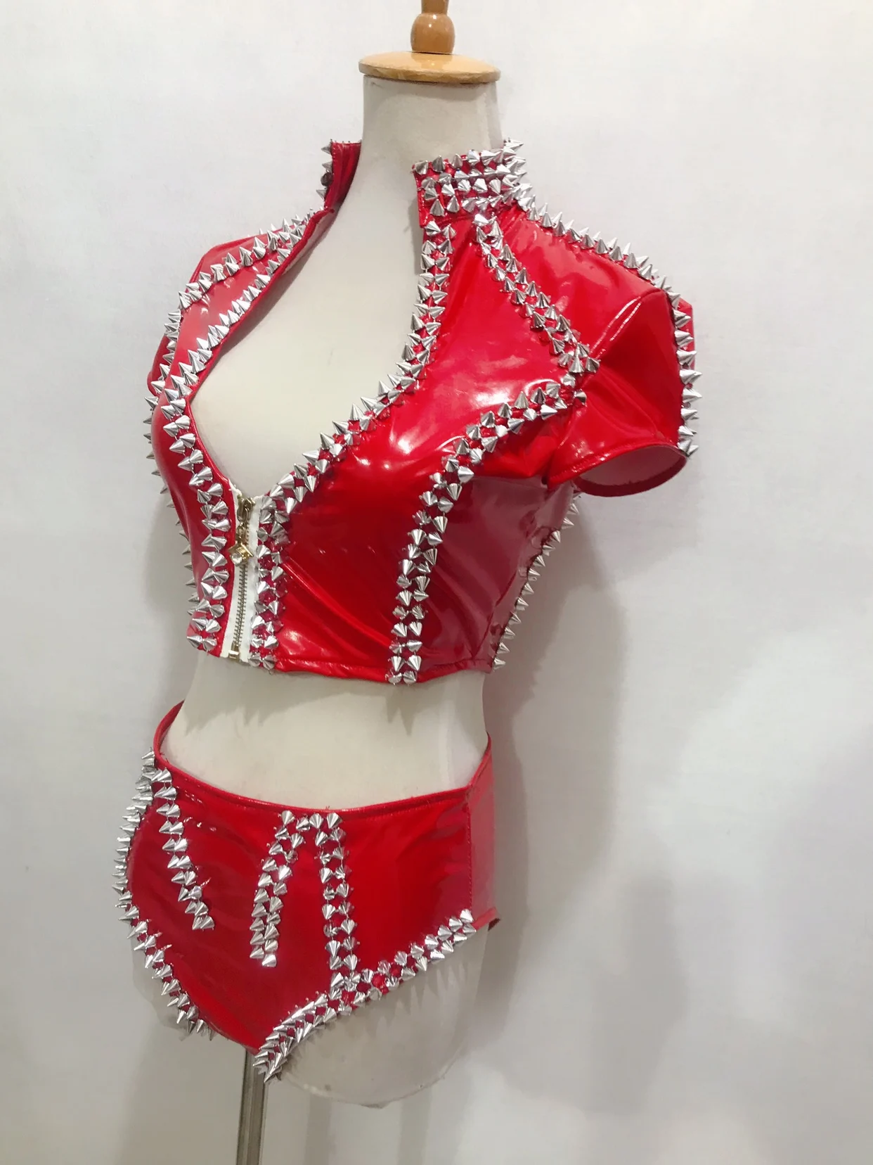 Sexy Low-Cut Rivet Pole Dance Costume Nightclub Jazz Gogo Dancer Dancewear PU Leather Drag Queen Clothes Rave Outfit