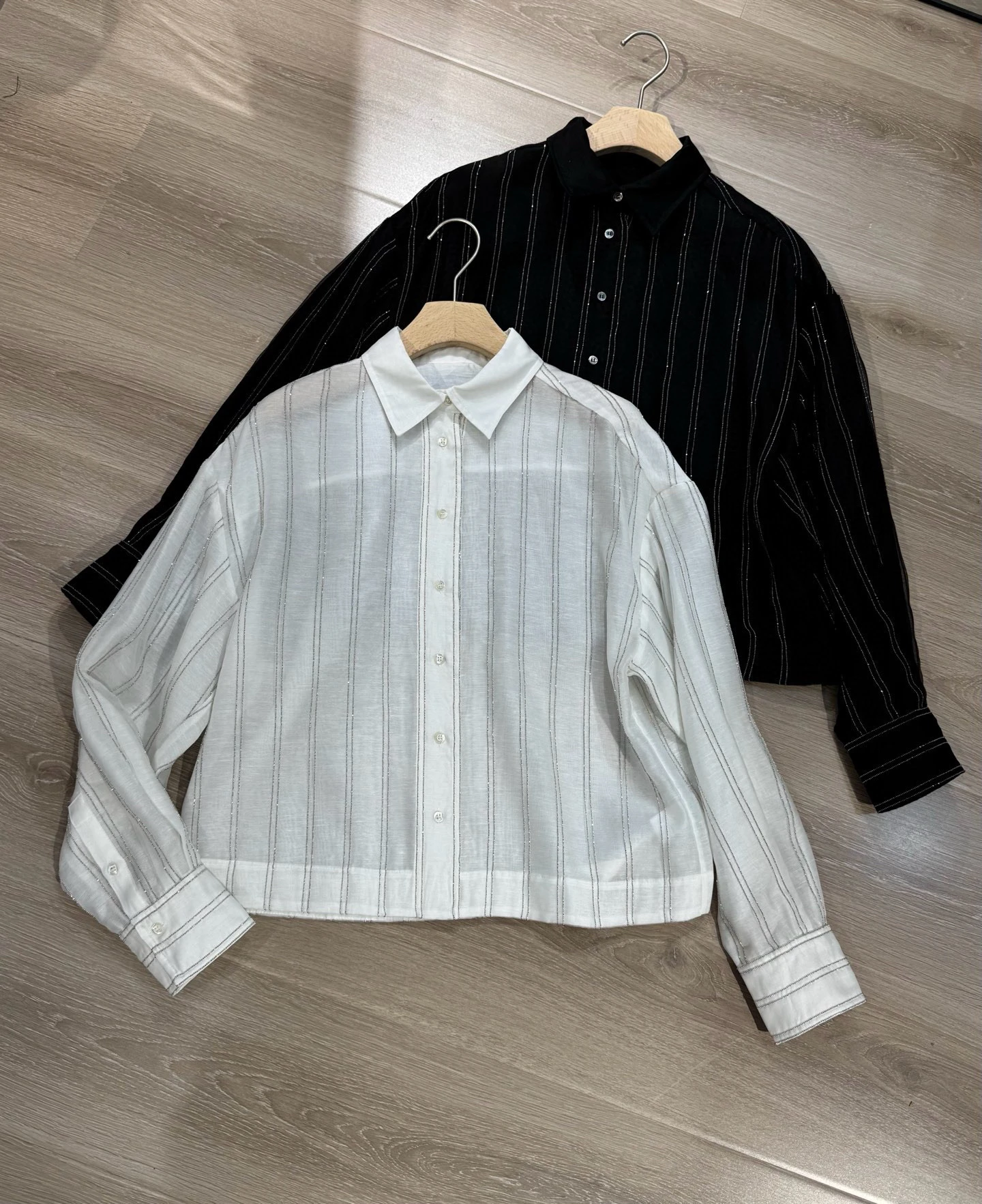 

Women's Spring and Summer New 100 Silk Heavy Industry Chain Striped Long Sleeve Shirt Casual All-match