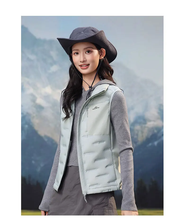 سترة خفيفة للغاية 2025. هذه المنتفخة العصرية والمقصوصة مع الياقة الواقفة هي قطعتك الذهاب لطبقات أنيقة ودافئة.