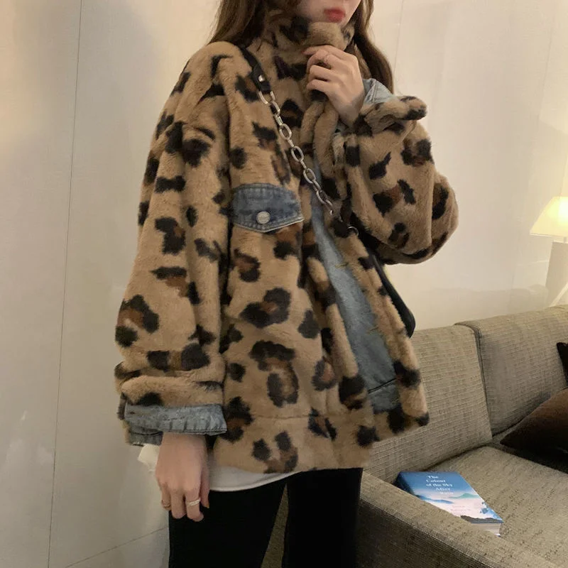 Korean Fashion Vintage Leopard Denim Jacket Women Winter Streetwear Warm Faux Fur Coat Reversible Luxury Designer Women Clothing