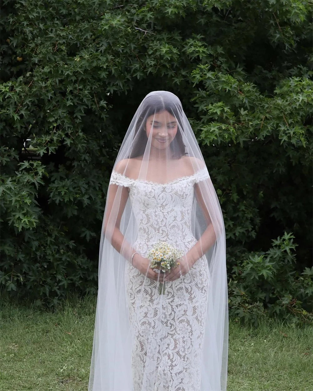 Kyoto Aangepaste Ivoor Uit de Schouder Zeemeermin Trouwjurk Mouwloos Vloerlengte vestidos de noche Eenvoudig Met Sjaal Formeel