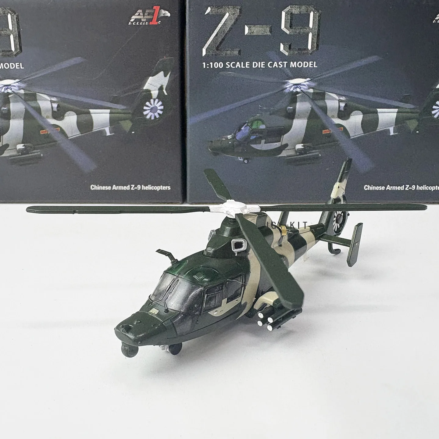 Avión armado Z9 a escala 1:100 con hélices rectas 9 modelos WZ-9 Z-9 Helicóptero delfines modelo de Metal juguetes regalos para niños