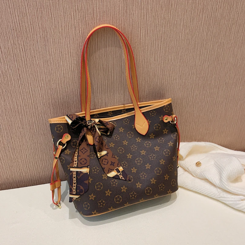 

Elegant Handbag Ladies Premium Leather Construction Luxury Brand Exclusive Famous Designer Collaboration