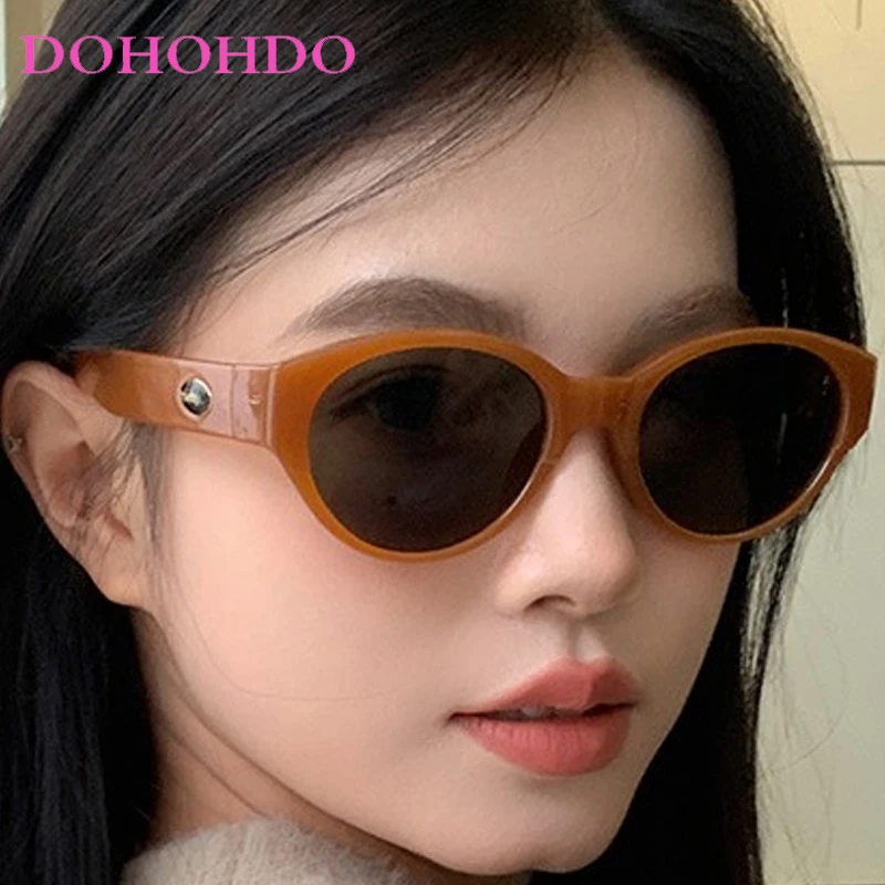 

Fashion Designer Y2K Cat Eye Sunglasses Women Sunglasses Retro Small Frame Eyeglasses Outdoor Driving Sunglasses UV400 Lentes