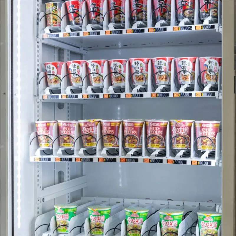 Cup Noodle Vending Machine 21.5 Inch Touch Screen Cash Coin And Card Reader With Hot Water Fast Food Vending Machine