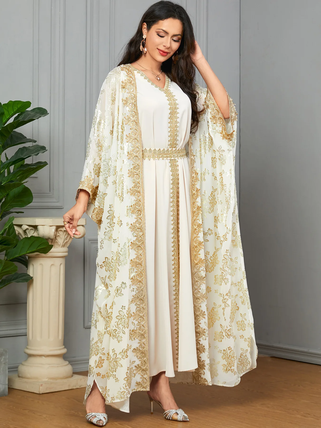 Middle East Abaya Woman Long-sleeved Cardigan and Dress Abaya Robe Gold-stamped Muslim Arab Clothing Two-piece Dress