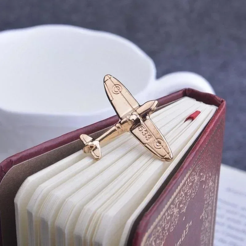 Fashion Brooches Clothes Accessories Aircraft Metal Brooch Pins Plane Enamel ButtonShirt Denim Jacket Collar Lapel Badge Jewelry