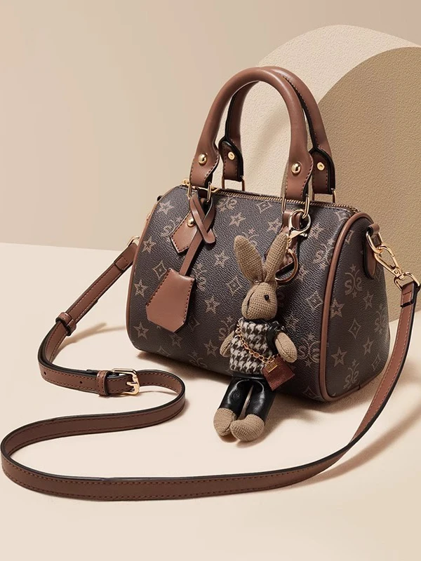 

Faionable Handbag Women's 2025 Autumn New Sle Printed Crossbody Bag Soft Leather Pillow aped Bag with Detachable Strap