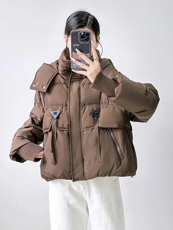 

Новая зимняя утепленная хлопковая куртка для женщин с капюшоном, свободного кроя, с треугольным дизайном, очень красивая и теплая верхняя одежда