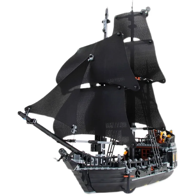 MOC 4195 Pirates The Black Pearl And Queen Anne\'s Revenge Ship Building Block Model Assemble Bricks Toys Kids Gifts Fit Set4184