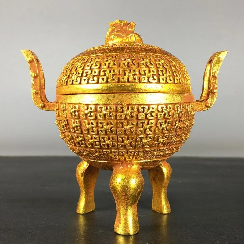 

Antique Gilded Ruyi-Patterned Three-Legged Incense Burner Temples Home Altars Zen-inspired Ornament Home Decor Statues