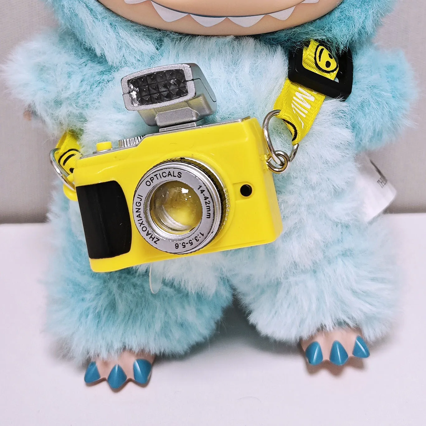 doll cute SLR camera pendant can be used to flash toy accessories adjustable doll with camera pendant for replacement.