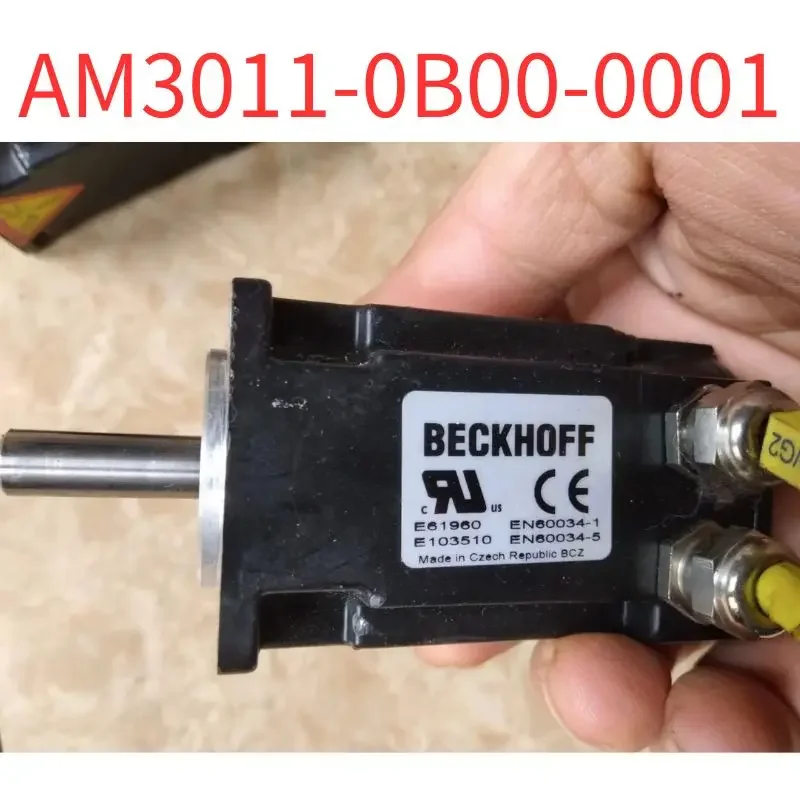 

Second-hand Original Servo motor AM3011-0B00-0001 test OK