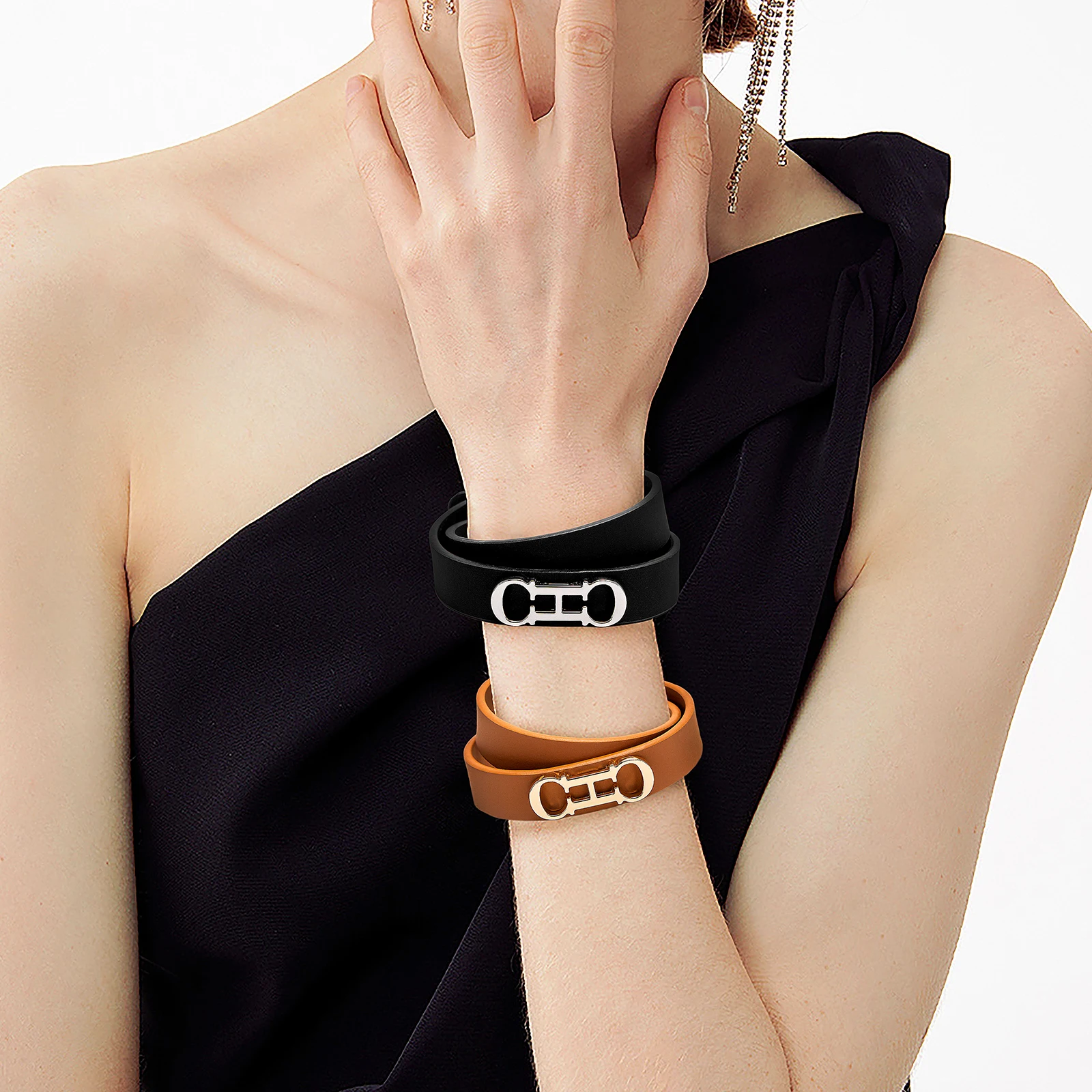 

Fashion New Women's Bracelet Simple Solid Color Letter Metal Design Women's Bracelet