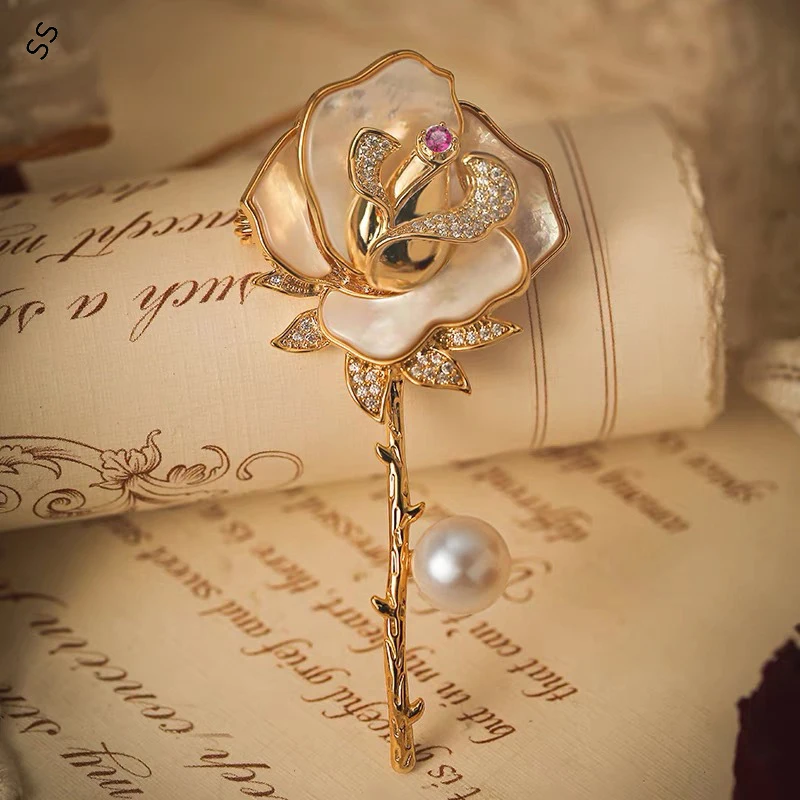 Copper Inlaid Zircon Flower Brooches for Women Clothing 18K Gold Plated Gemstone Jewelry Rose Corsage Pins Elegant Charming