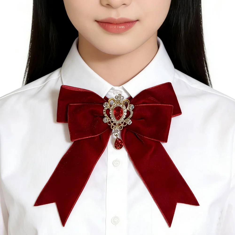 新しい高級ラインストーンネクタイレトロベルベット生地手作り女性の弓カレッジスタイルシャツセーター襟ブローチピンアクセサリー