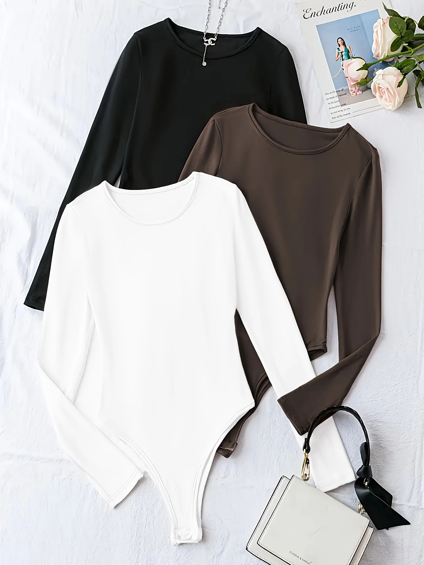 Langärmliges, einfarbiges, figurbetontes, vielseitiges, eng anliegendes, einteiliges Oberteil für Frühling und Herbst mit dreiteiligem Set