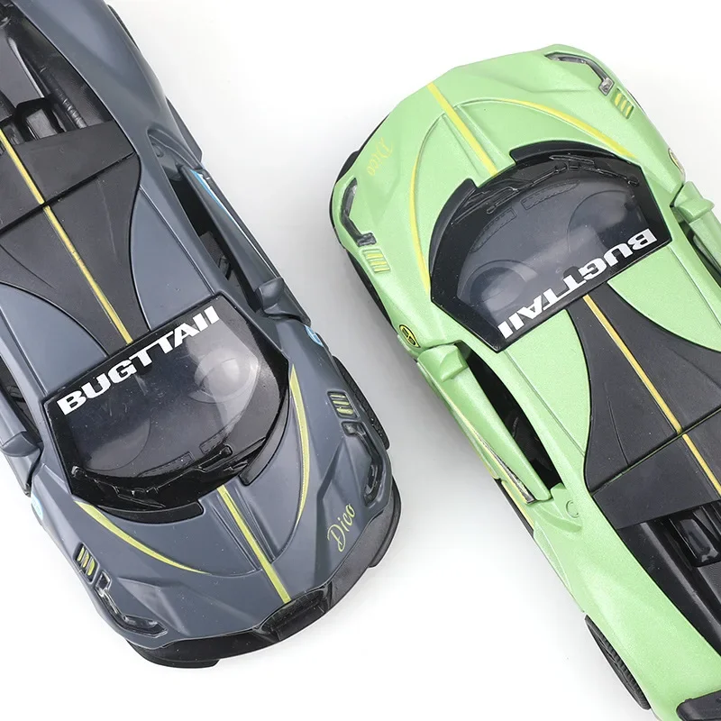 DIVO-coche deportivo de aleación de tres puertas, juguete para niños, modelo de retroceso, vehículo de juego, modelo de carreras en miniatura coleccionable